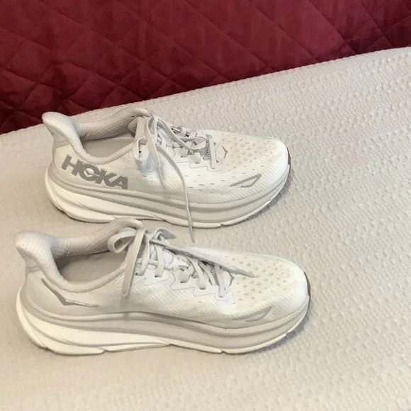 Hoka One One Clifton 9 Women's White Sneakers - Picture 3 of 7